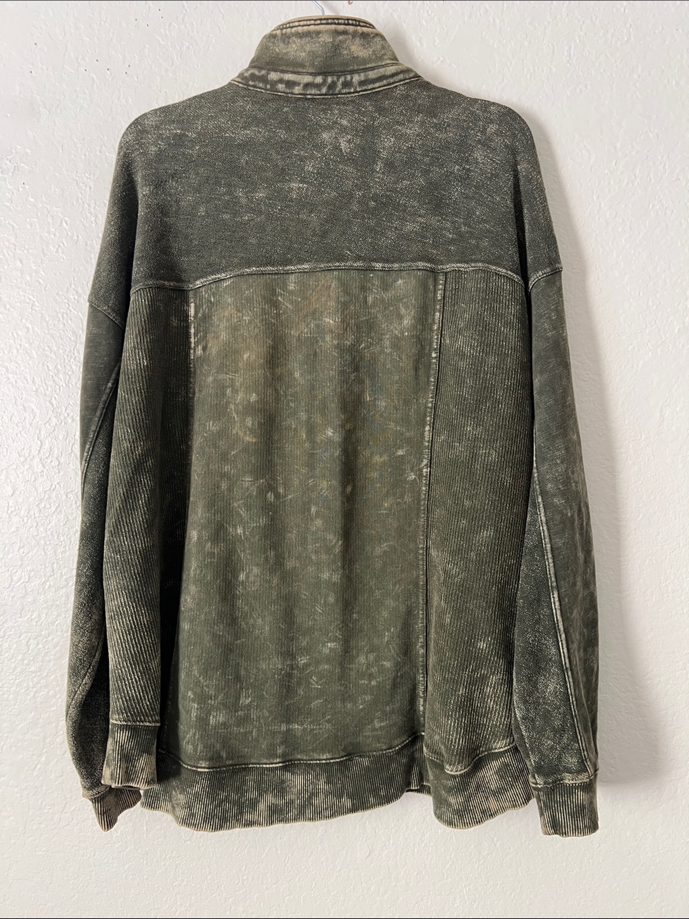 EUC PILCRO Relaxed Shirt Jacket Button Down Olive Distressed 100% Cotton L - Picture 8 of 16